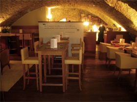 Bar_02.jpg